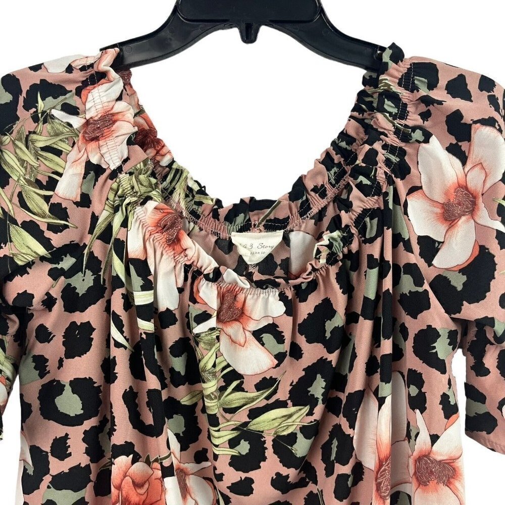 143 Story by Line Up Womens Top Off Shoulder Floral Animal Print Blouse Medium - Picture 2 of 10